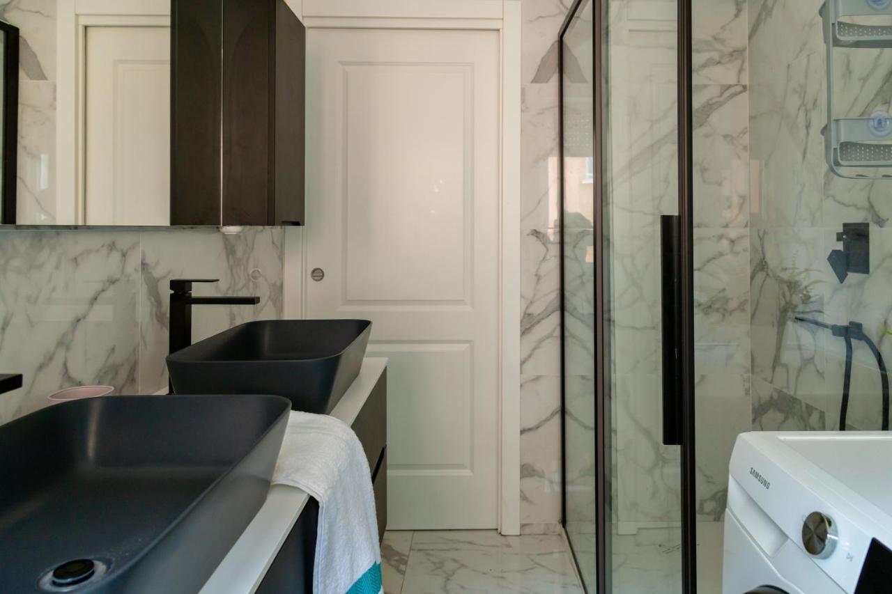 La Preziosa Apartment - By Host4U Pavia Exteriör bild